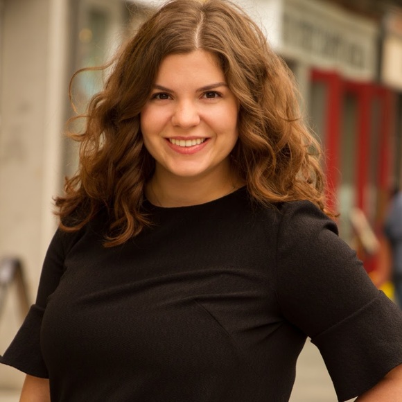 Meet your Posher, Brittany - Picture 1 of 1